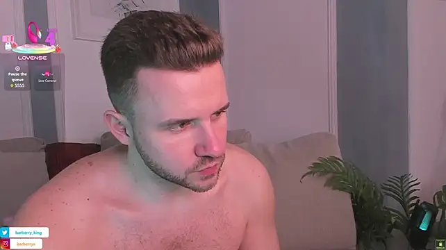 Онлайн чат XXX EnriqueBarberry