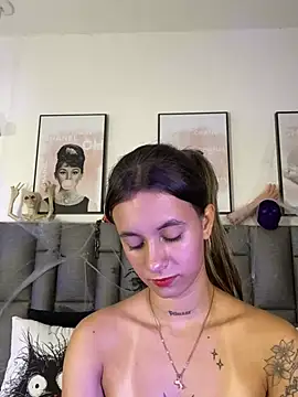 JuliaColemann 라이브 XXX 채팅