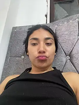 Kayle_Aurora Chat XXX in diretta