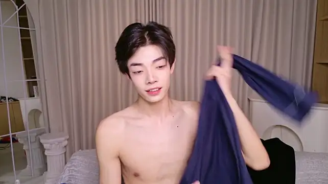 XiaoZeouban Live XXX chat