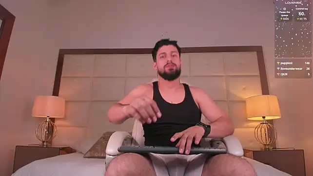 AngellStone: απευθείας συνομιλία ΧΧΧ