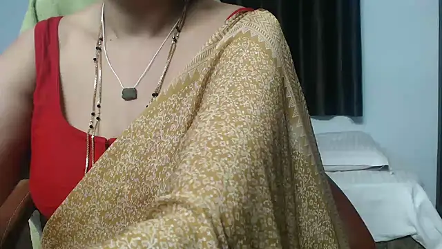 Chat XXX en directo de sunitha-3