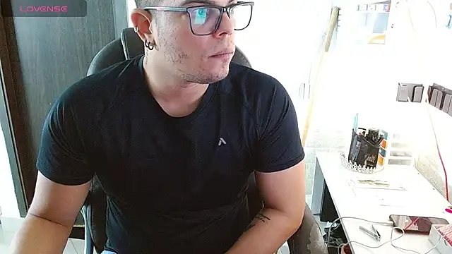 Živý XXX chat Realjoel01