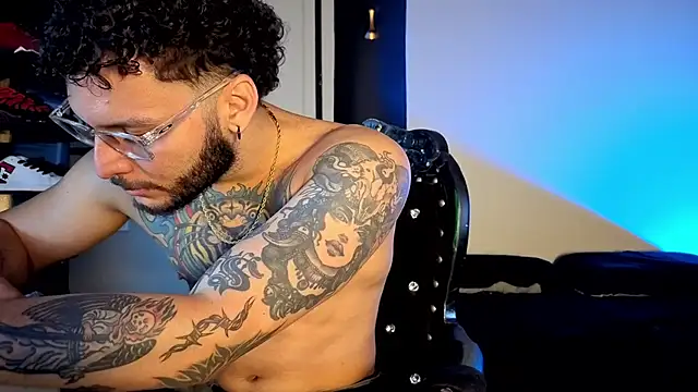 Živý XXX chat Tadeo_Prieto_