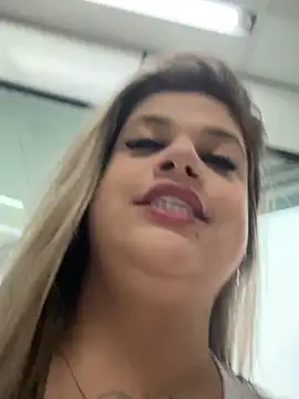 Chat +18 de kahreal ao vivo