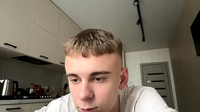 SoloFury Live XXX-Chat