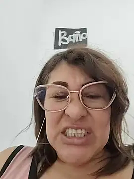 AlexxiaaMat 라이브 XXX 채팅