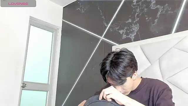 แชท XXX สดของ AerumChae