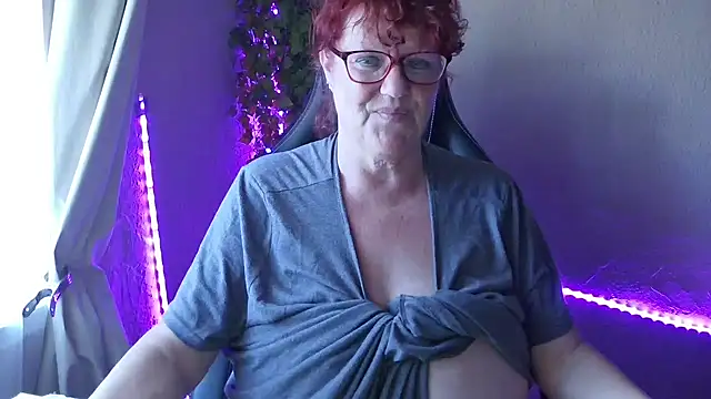 GrandJo69's Live XXX Chat