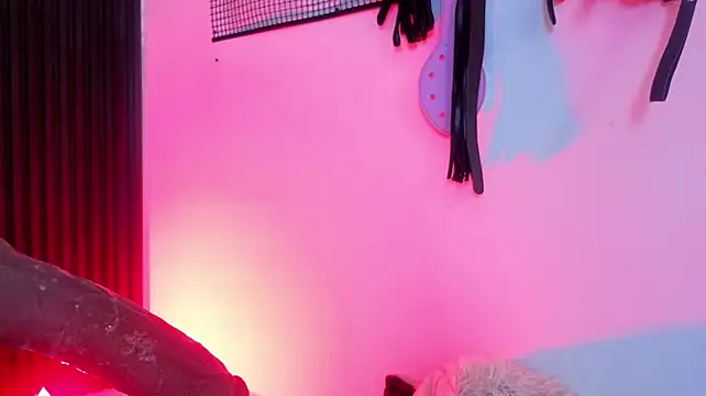 Issafoxx XXX чат на живо