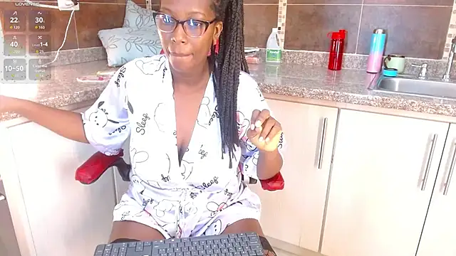 Chat +18 de Sara_Marks ao vivo