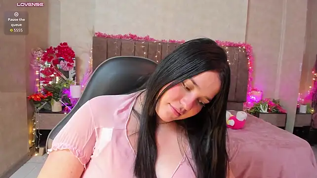 Julieth_CaandyのライブXXXチャット