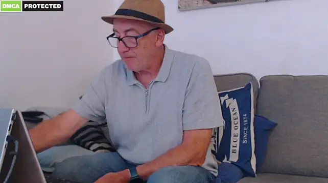 bluedae1: онлайн-секс-чат