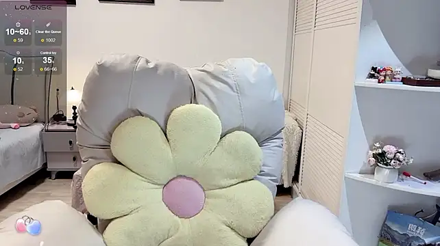 Hanna--111's Live XXX Chat