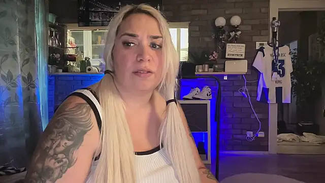 Monageil Chat XXX in diretta