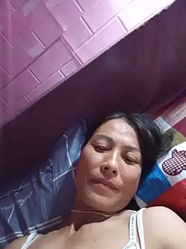 Chat +18 de Lily-ly ao vivo