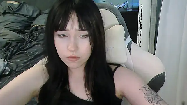 BodyEva's Live XXX Chat