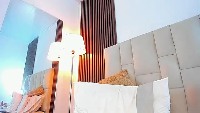 Chat XXX ao vivo de Nicolqueen_