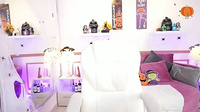 ConnyJenner live XXX chat