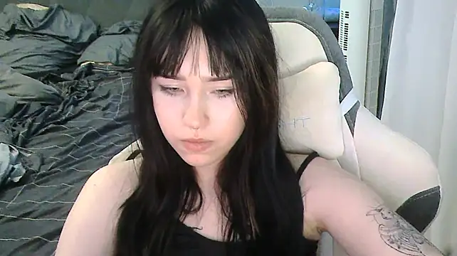 BodyEvan Live XXX chat