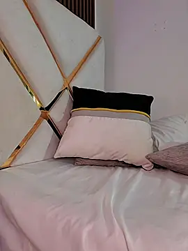 Czat XXX na żywo – AlinnaRosee_