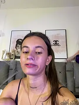 JuliaColemann's Live XXX Chat