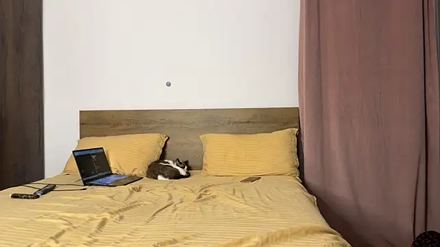 MathiasRay Live XXX Chat