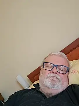 petvarad Chat XXX in diretta