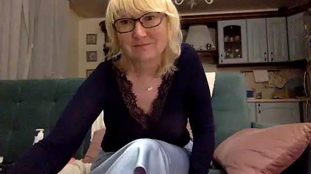 Zeyona's Live XXX Chat