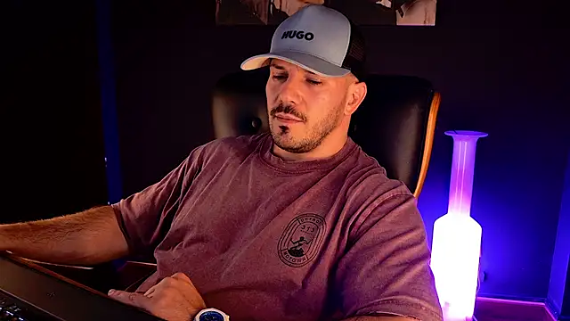 AngeloEric – Naživo XXX chat