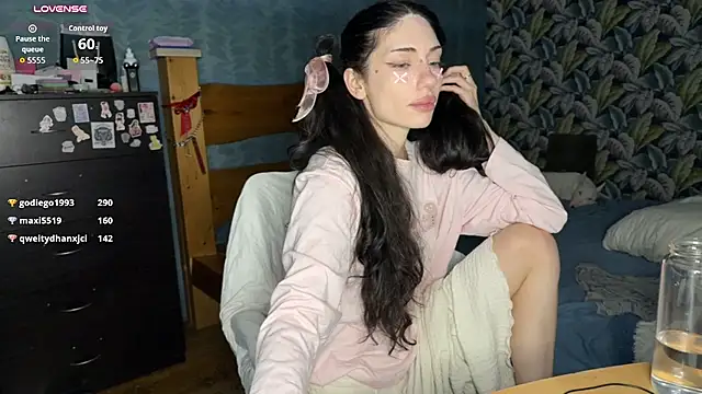 Živý XXX chat Milkassi_li