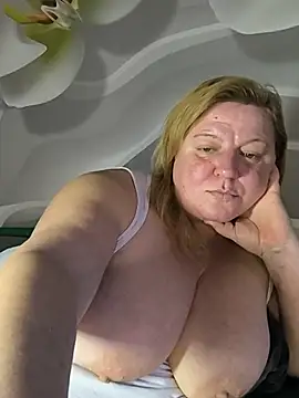 jusichka Chat XXX in diretta