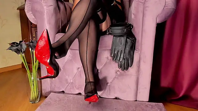 LadyLeather: απευθείας συνομιλία ΧΧΧ
