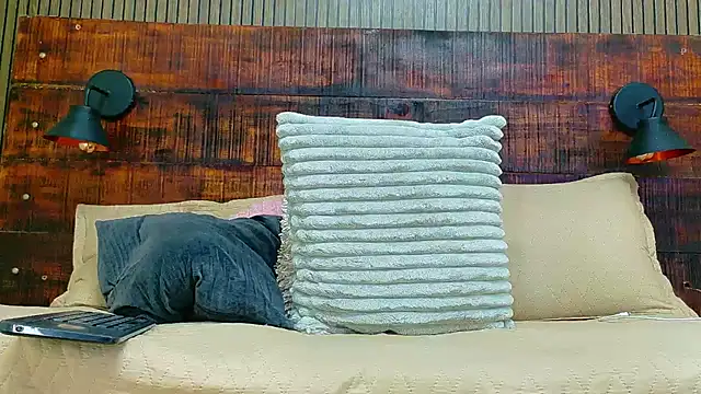 ALANNFERRER's Live XXX Chat