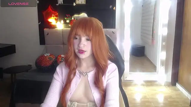 عرض كام _Charlotte_Collins_