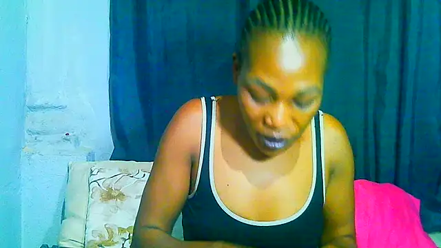 Chatroom XXX en direct de freaky_naughty