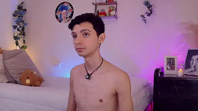 VicenteFerrer's Live XXX Chat