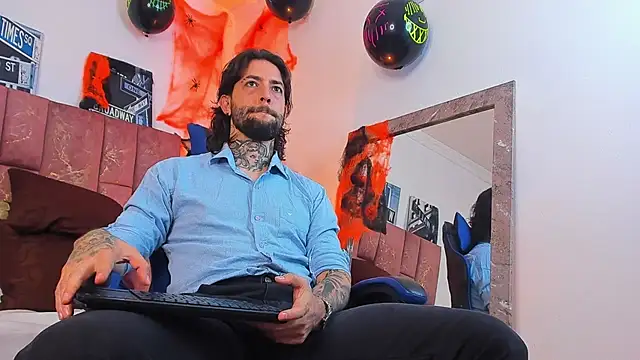 ALPHA_MASTER1 – Naživo XXX chat