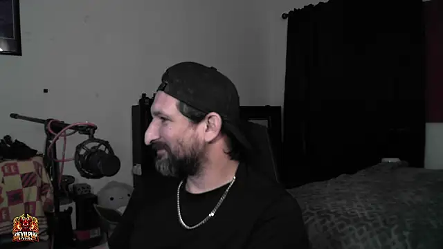DevilPup75_n Live XXX chat