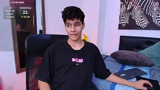 Jacob5_ Adlı Modelin Canlı XXX Sohbeti