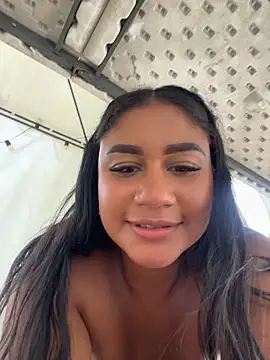 NayTorres' Live XXX Chat