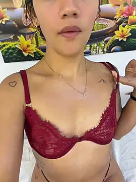 Kinky-Spa Chat XXX live