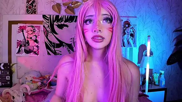 Effy_Kessler Adlı Modelin Canlı XXX Sohbeti
