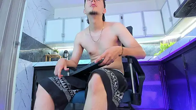 alejo_largo Live XXX-Chat