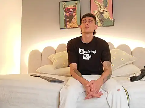 BryanGrey__ Adlı Modelin Canlı XXX Sohbeti