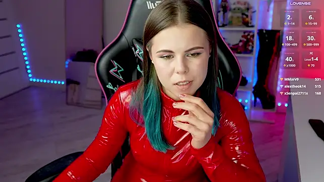 QueenAliceX Chat XXX in diretta