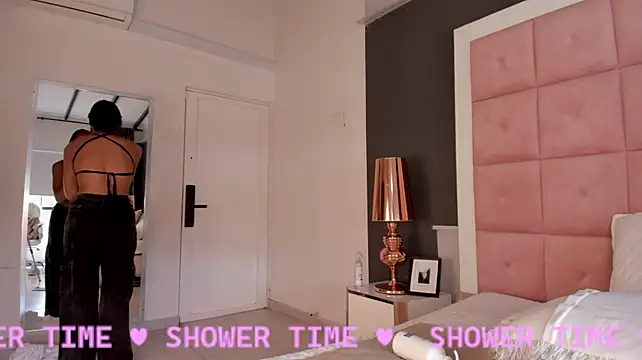 XXX chat uživo modela alicee_clark_