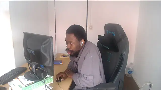 Mastertopdome's Live XXX Chat