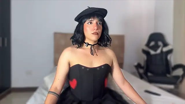 TrinyDn Live XXX chat