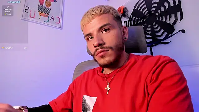 Lian_ferrer élő XXX-chatje